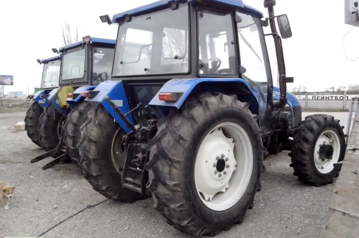 Трактор колесный NEW HOLLAND TL-5060- фото № 1