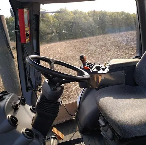 Бу трактор New Holland T8040- фото № 3