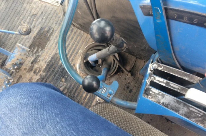 Трактор Форд- фото № 4