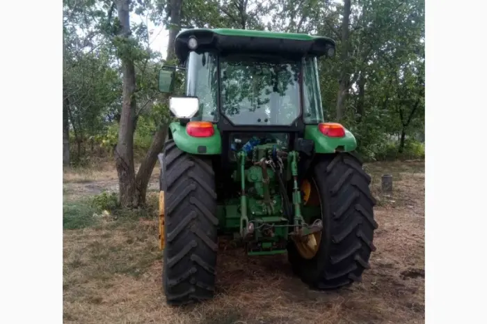 Колісний трактор John Deere 6130D- фото № 3