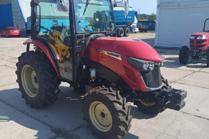 Трактор Yanmar YМ347A( 47 к.с.)- фото № 1
