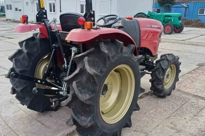 Трактор Yanmar EF393T (39 к.с.)- фото № 3