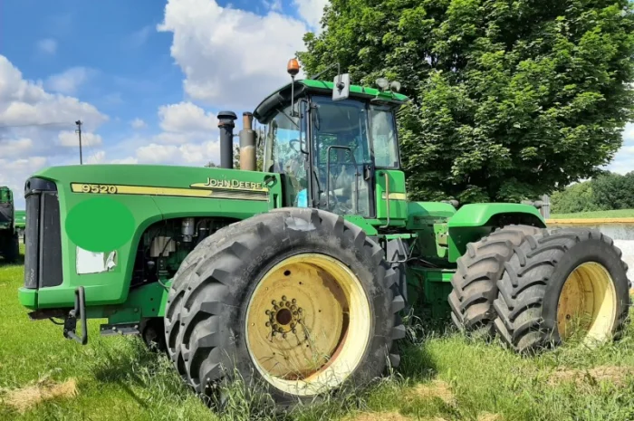 Трактор John Deere 9520- фото № 2