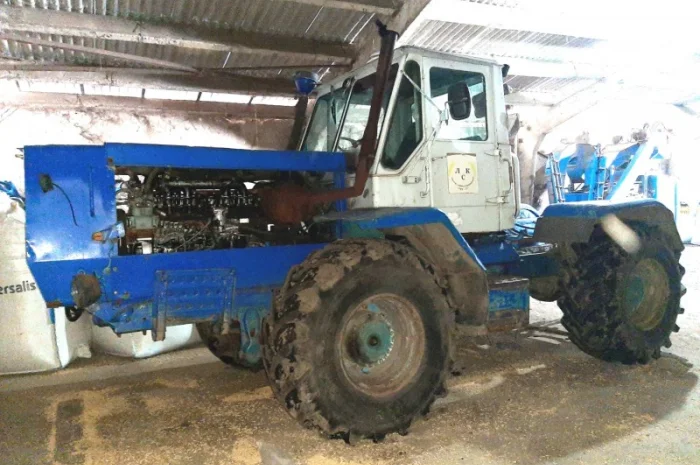 Трактор колесный ХТЗ Т-150 Двигатель МТЗ Д-260.4- фото № 1