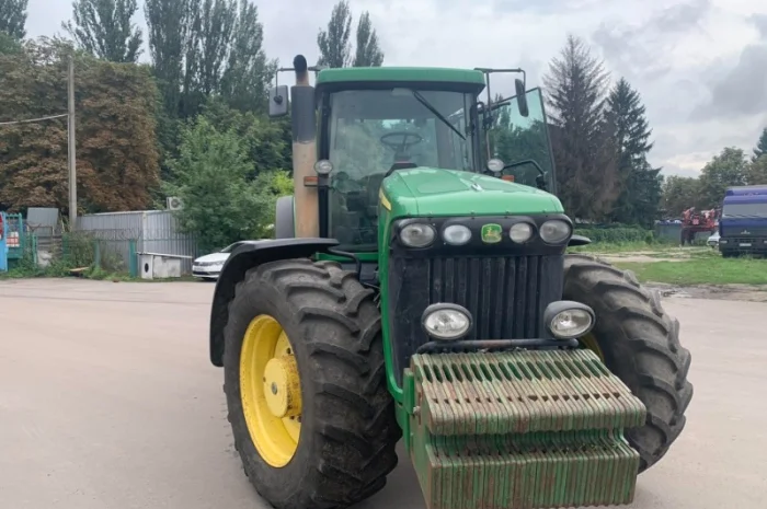 Трактор John Deere 8520- фото № 4