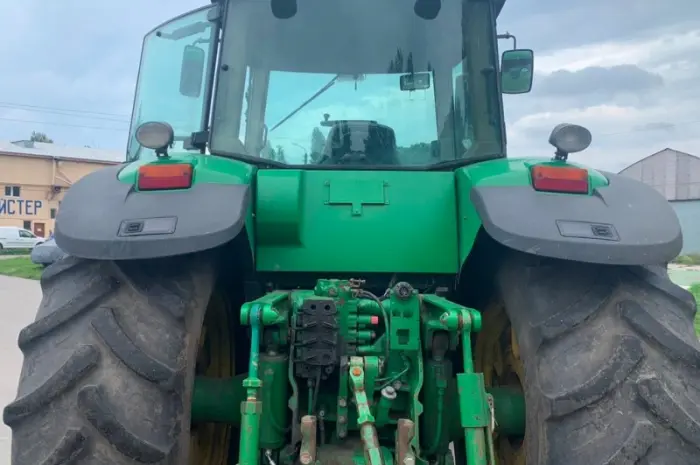 Трактор John Deere 8520- фото № 5