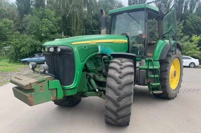 Трактор John Deere 8520- фото № 5