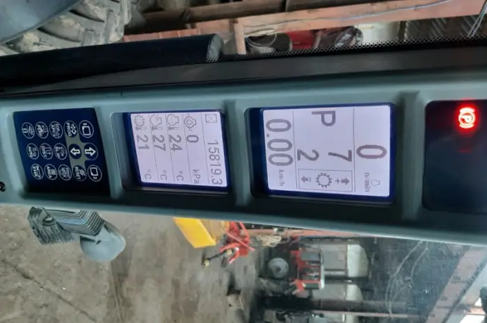 Трактор колісний New Holland T8.390- фото № 3
