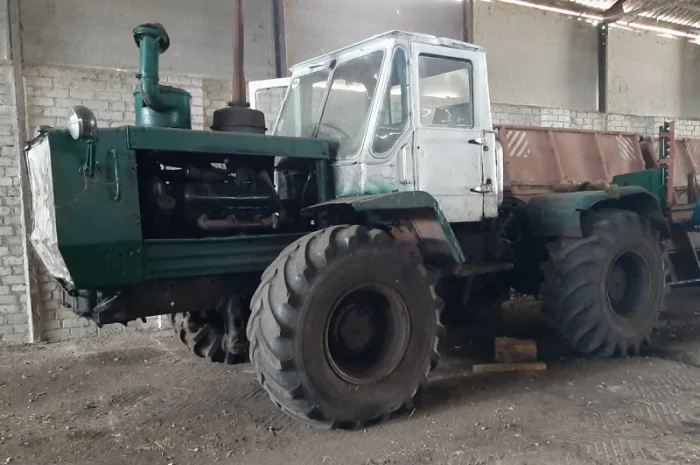 Трактор Т-150 с мотором ЯМЗ-236- фото № 1