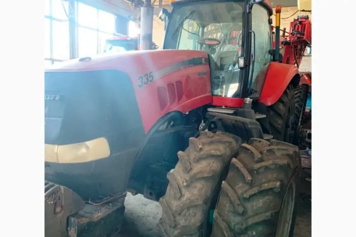 Трактор колісний Case IH Magnum 335- фото № 1