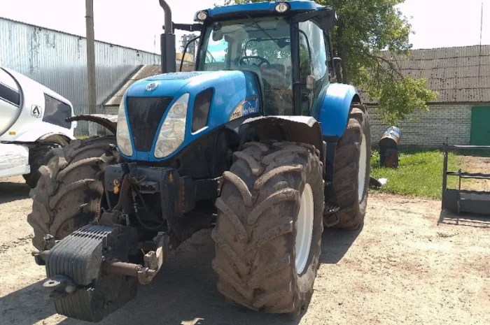 Трактор New Holland Т7060- фото № 1