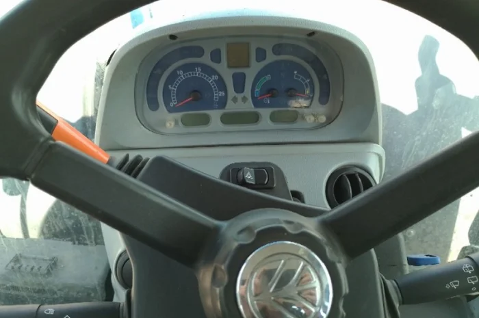 Трактор New Holland Т7060- фото № 8