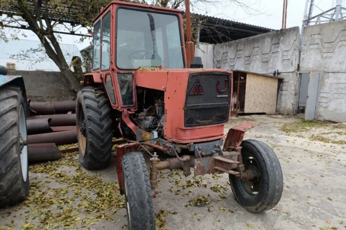 Трактор ЮМЗ 6 (бр1)- фото № 1