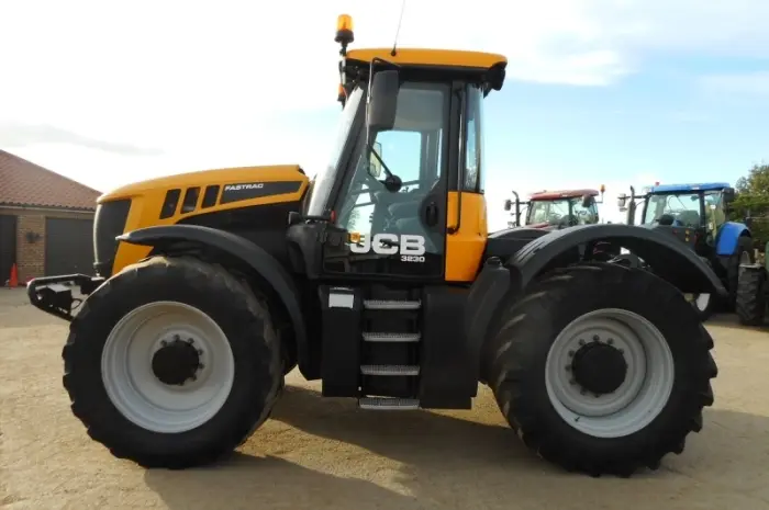 Трактор JCB 3230- фото № 2
