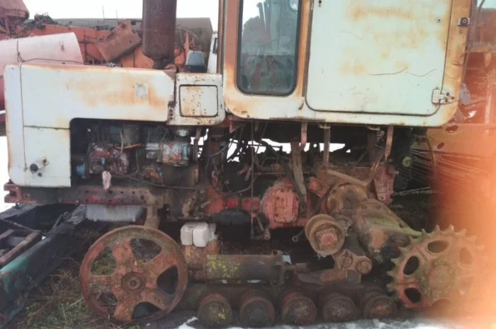 Пр. трактор Т-70 по запчастях, с гусеницей- фото № 1