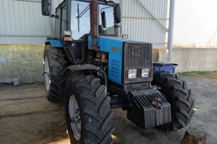 Трактор МТЗ 1221- фото № 2