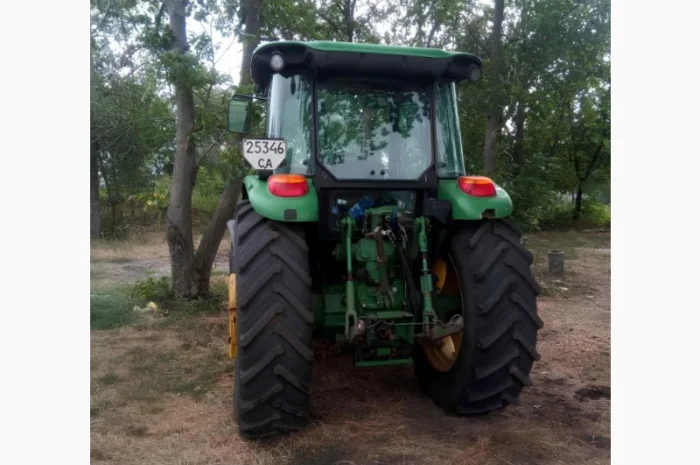 Трактор John Deere 6130 D- фото № 2