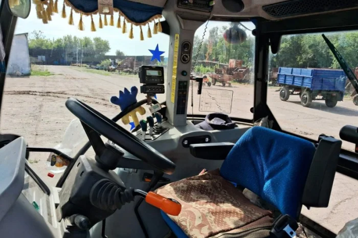 Трактор New Holland TD 5.110- фото № 3