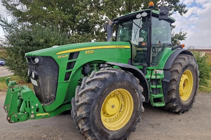 Трактор John Deere 8530- фото № 1