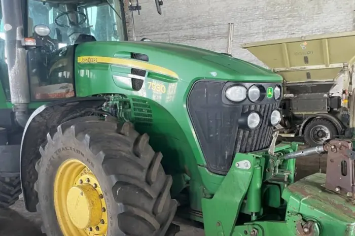 Трактор John Deere 7930- фото № 1