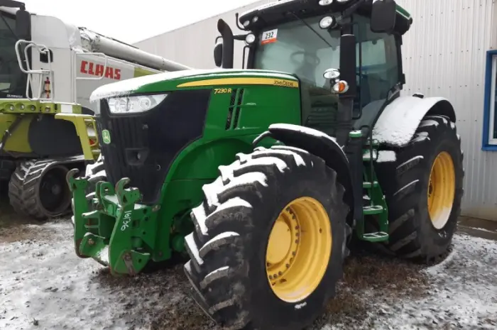 Трактор John Deere 7230 R- фото № 1