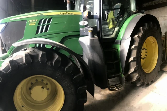 Трактор John Deere 6190R- фото № 5