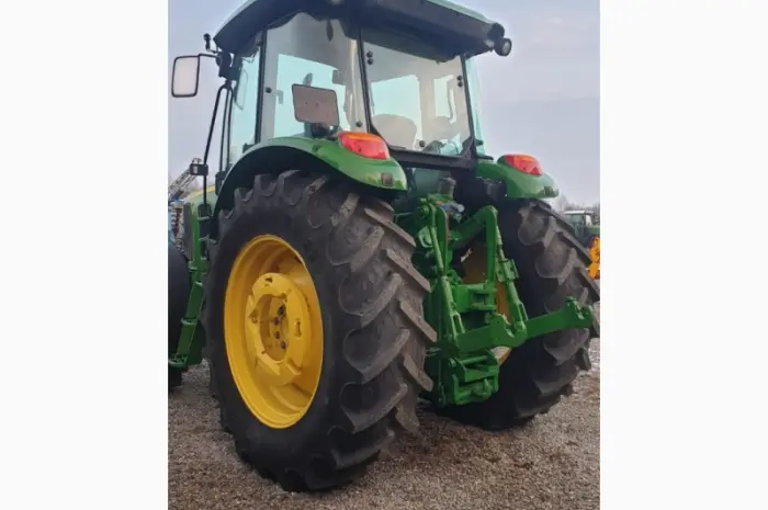Трактор John Deere 6115 D- фото № 5