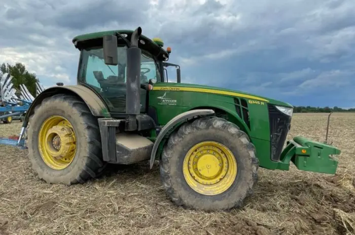 Трактор John Deere 8345R- фото № 1