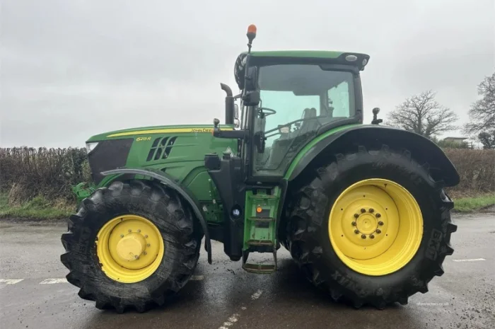 Трактор John Deere 6215R 2020 рік- фото № 6