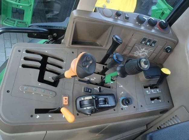 Трактор John Deere 6230 2012 года- фото № 4