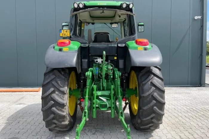 John Deere 6120M 2017 р- фото № 9