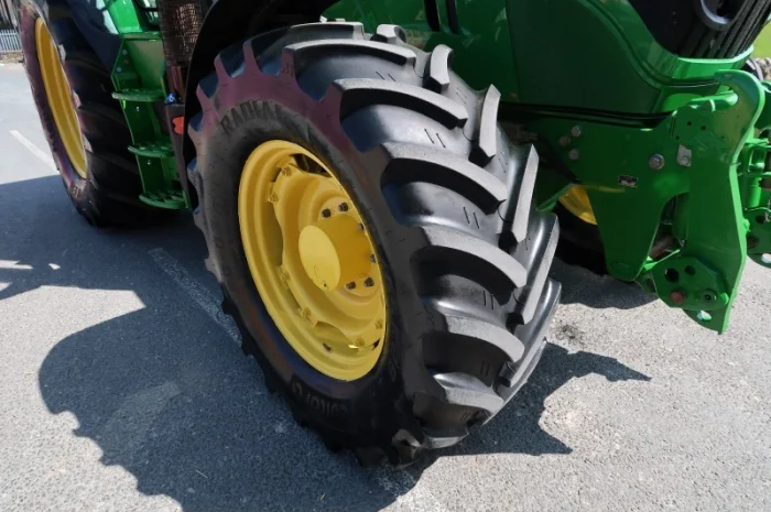 John Deere 6130R- фото № 2