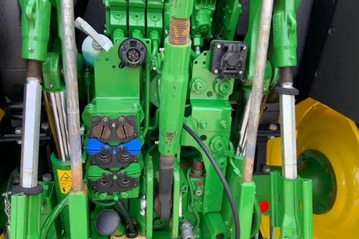 John Deere 6130R 2021 р- фото № 6