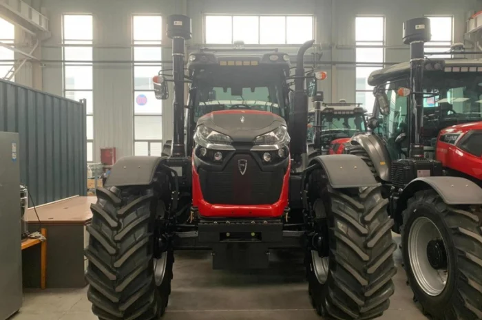 Трактор колісний RAGNAR R200 (200 к.с.)- фото № 1