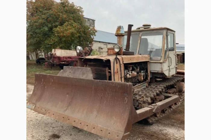 Трактор гусеничный ХТЗ Т-150Д. бульдозер гусеничный. трактор- фото № 2