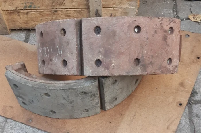 Колодки тормозные К-700- фото № 1