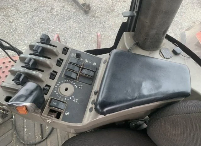 Трактор Case IH Staiger 535- фото № 10