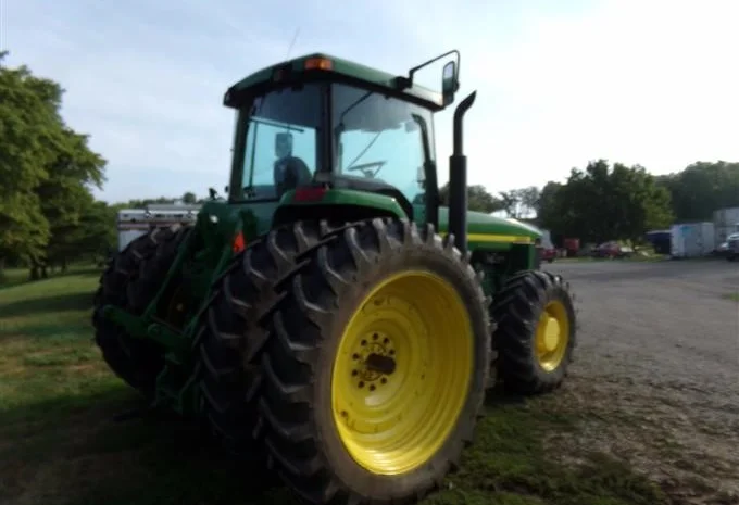 5039 м.ч. трактор из США - John Deere 8200 (180-200 л.с.)- фото № 5