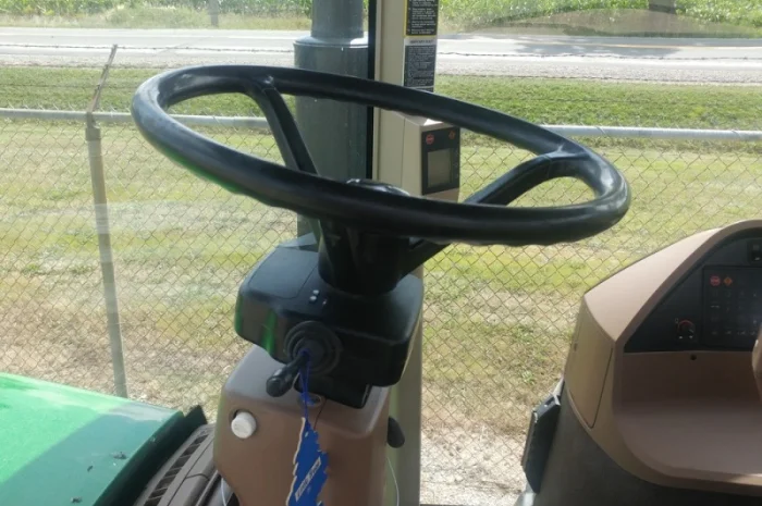 7175 м.ч. Американский трактор Джон Дир John Deere 8300- фото № 10