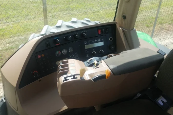 7175 м.ч. Американский трактор Джон Дир John Deere 8300- фото № 7