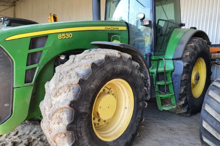 Трактор John Deere 8530- фото № 10