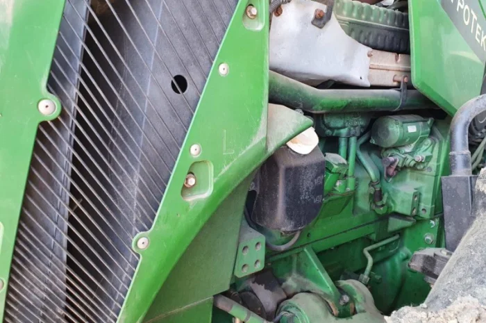 Трактор John Deere 8530- фото № 11