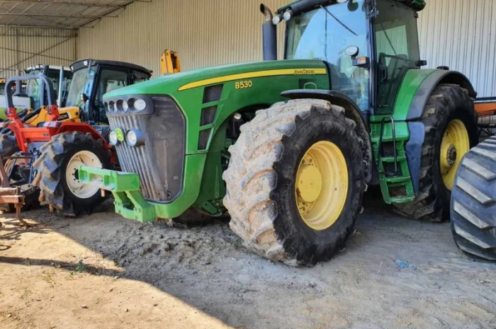 Трактор John Deere 8530- фото № 12