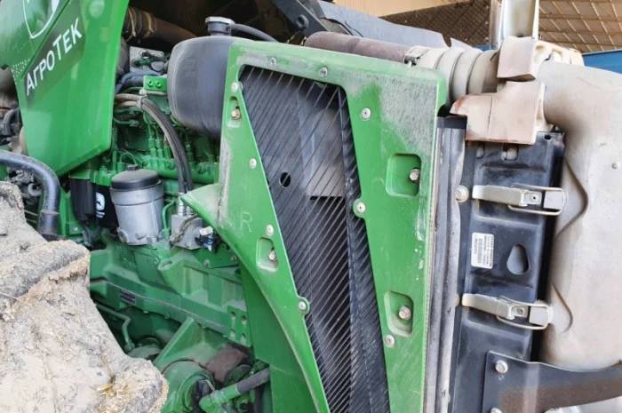 Трактор John Deere 8530- фото № 3