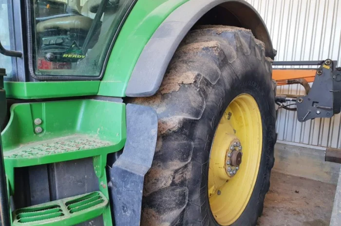 Трактор John Deere 8530- фото № 7