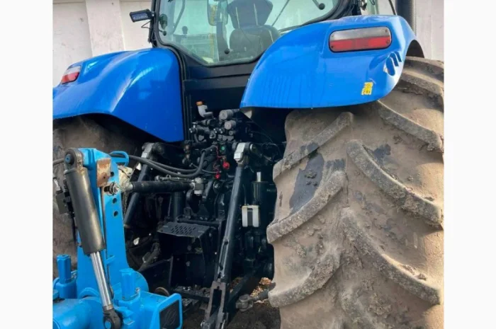 Трактор New Holland T7060- фото № 3