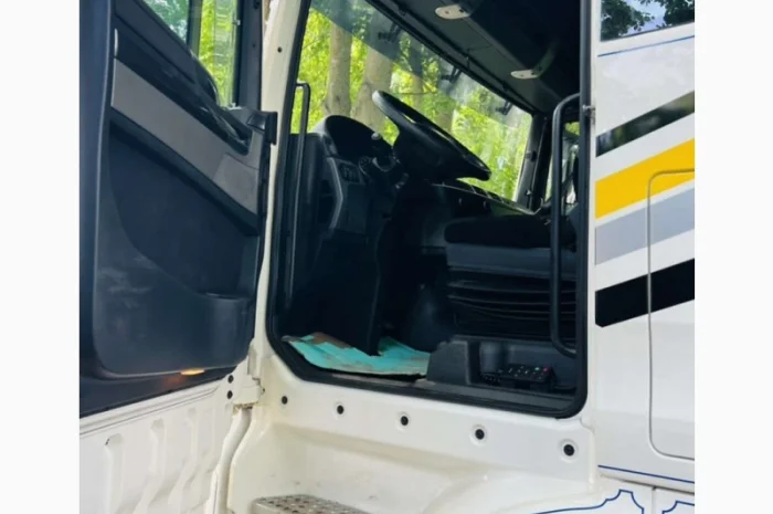 Сідельний тягач MAN TGX 26.440 Свіжий 6х2- фото № 12