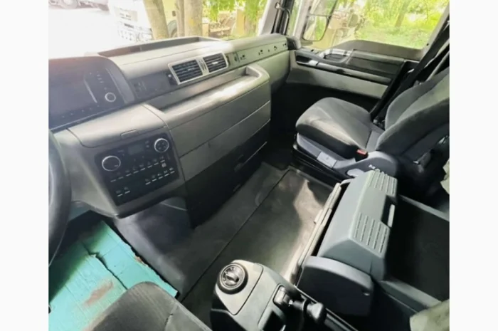 Сідельний тягач MAN TGX 26.440 Свіжий 6х2- фото № 3