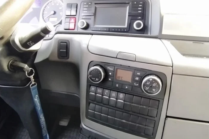 Грузовой автомобиль тягач man tgx 18.440 bls 4х2 евро 5 кабина xlx- фото № 8