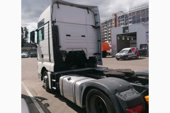 Грузовой автомобиль MAN TGX 18.440 4x2 сидельный тягач 2015- фото № 6
